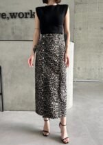 Önü Düğmeli Leopar Desenli Maxi Boy Etek - Görsel 2