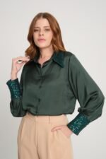 Yakası ve Manşetleri Pullu Saten Gömlek - Görsel 4