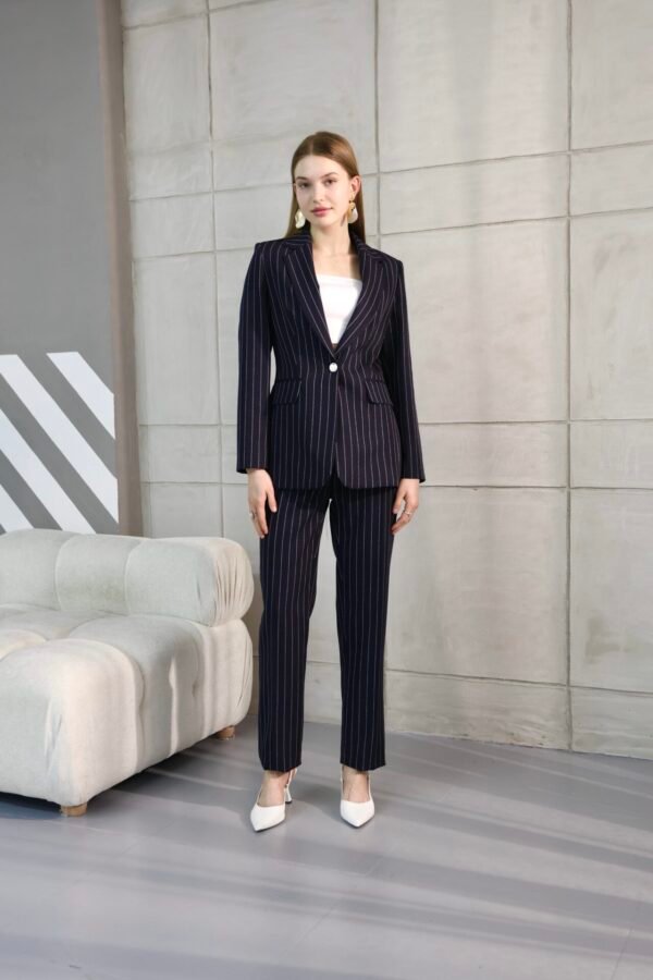 Çizgili Krep Blazer Ceket Pantolon Takım - Görsel 3