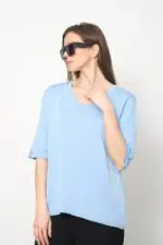 İnce Triko Kol Düğme Detay V Yaka T-Shirt