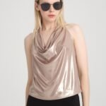 Degaje Yaka Sırt Dekolteli Parlak Bluz