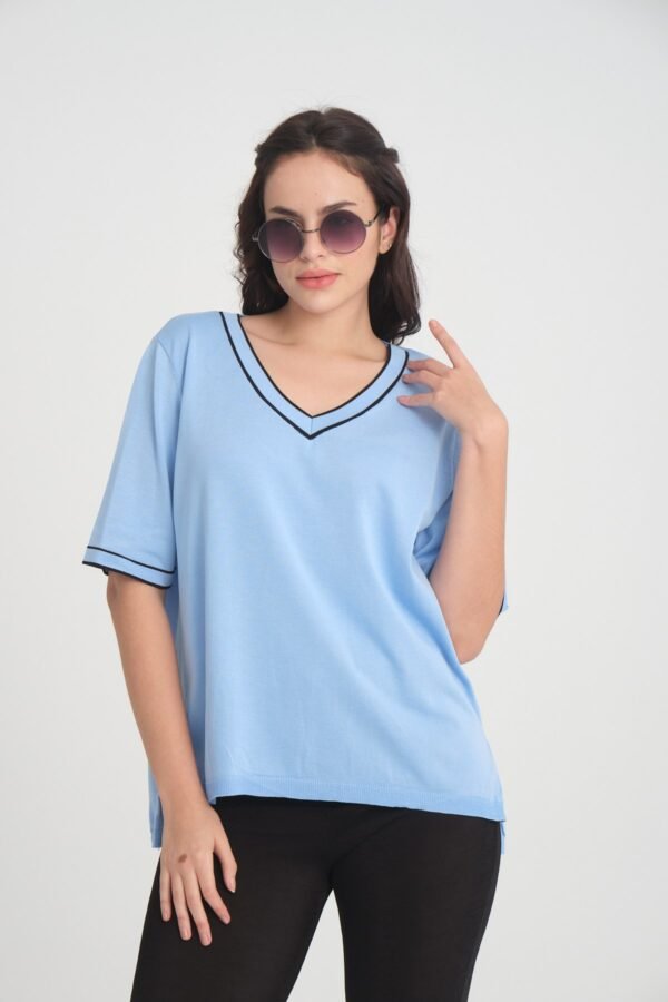 İnce Triko V Yaka Şeritli T-Shirt - Görsel 4