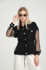 Puantiyeli Tül Detaylı Düğmeli Siyah Gömlek ve Askılı Bluz