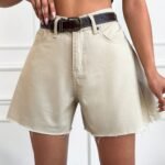 Paça Püsküllü Yüksek Bel Bej Şort