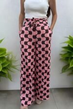 Sandy Baskılı Kuşaklı Bol Paça Desenli Pantolon - Görsel 2