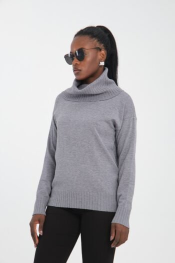 Gri Degaje Yaka Triko Kazak