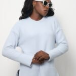 Mavi Yırtmaç Detaylı Triko Kazak