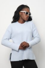 Beyaz Yırtmaç Detaylı Triko Kazak - Görsel 2