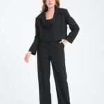 Siyah Kısa Tek Düğmeli Ceket