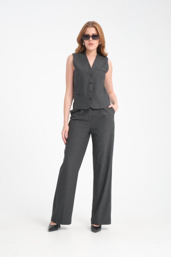 Siyah Düğmeli Yelek - Görsel 5