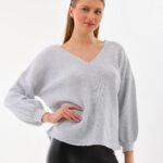 Gri V Yaka Işıltılı Triko Bluz Kazak