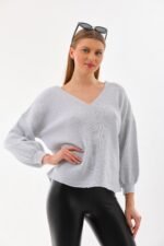 Gri V Yaka Işıltılı Triko Bluz Kazak