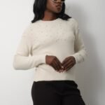 Beyaz Bisiklet Yaka İnci İşlemeli Kazak