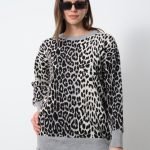 Gri Leopar Desenli Bisiklet Yaka Kazak