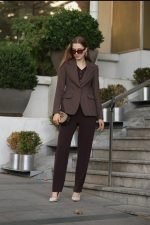 Kahverengi Blazer Ceket Yelek ve Pantolon Takım - Görsel 2